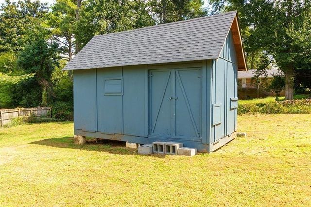 5800 Cedar SW Lane, Mableton, GA 30126