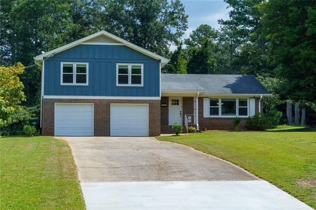 5800 Cedar SW Lane, Mableton, GA 30126