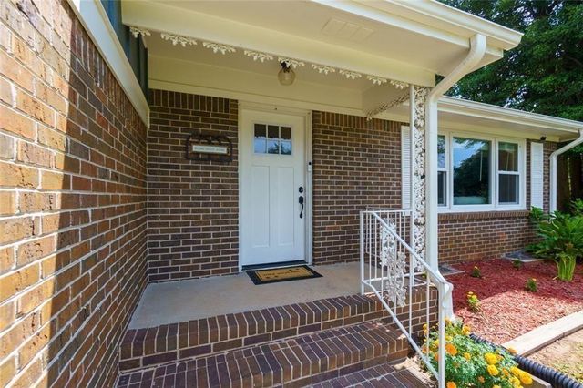 5800 Cedar SW Lane, Mableton, GA 30126