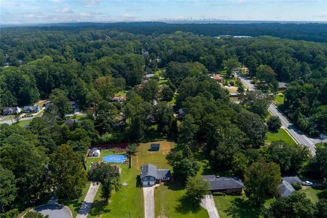 5800 Cedar SW Lane, Mableton, GA 30126