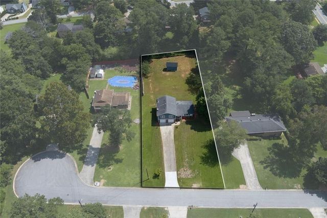 5800 Cedar SW Lane, Mableton, GA 30126