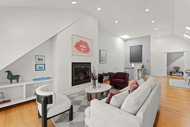 66 Wyman Street 2, Boston, MA 02130