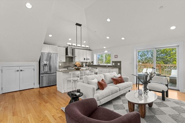 66 Wyman Street 2, Boston, MA 02130