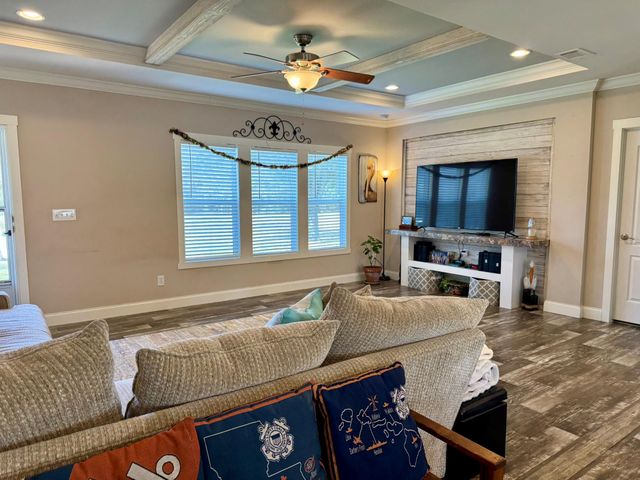 473 Firelane S, Livingston, TX 77351