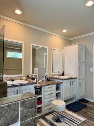 473 Firelane S, Livingston, TX 77351