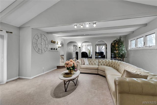 660 South Colony Road, Grand Island, NY 14072