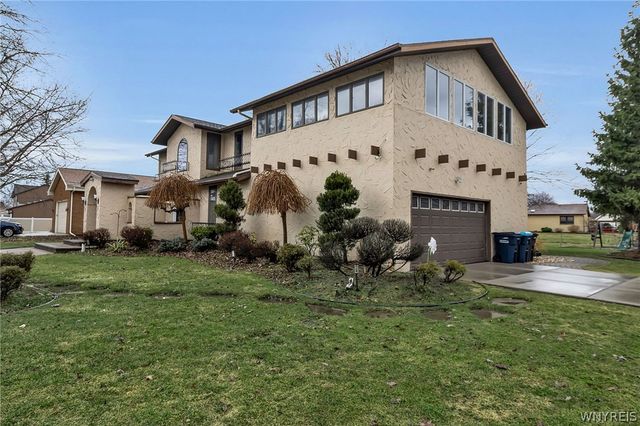 660 South Colony Road, Grand Island, NY 14072