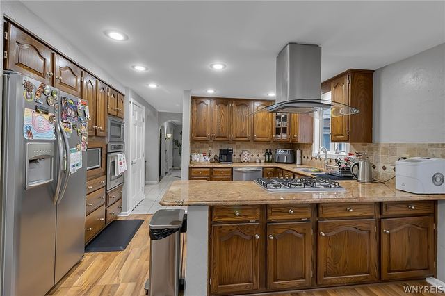 660 South Colony Road, Grand Island, NY 14072