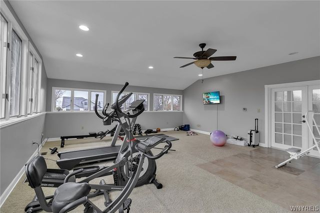 660 South Colony Road, Grand Island, NY 14072