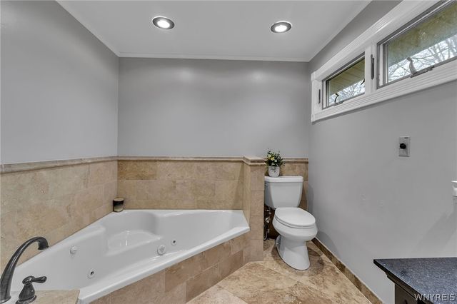 660 South Colony Road, Grand Island, NY 14072