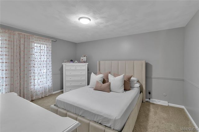 660 South Colony Road, Grand Island, NY 14072