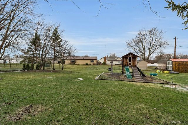 660 South Colony Road, Grand Island, NY 14072