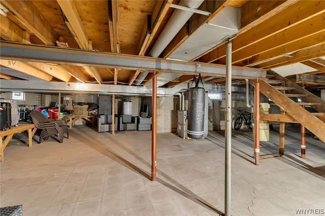 660 South Colony Road, Grand Island, NY 14072