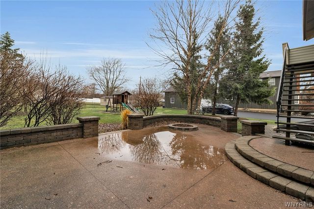 660 South Colony Road, Grand Island, NY 14072