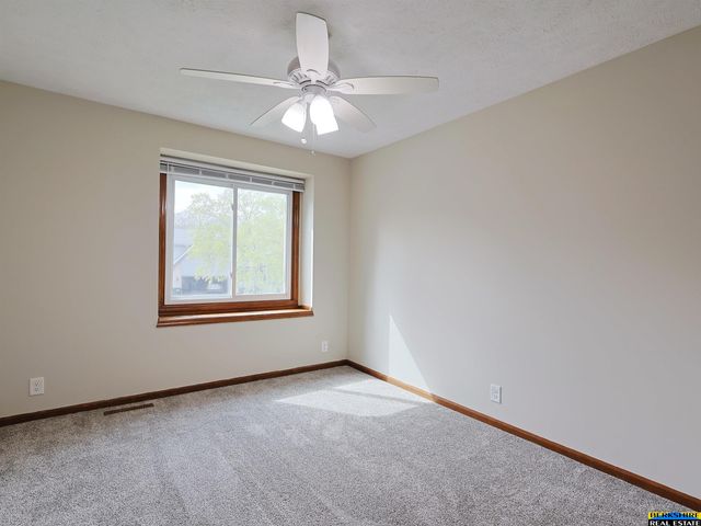 4417 S 149 Terrace, Omaha, NE 68137