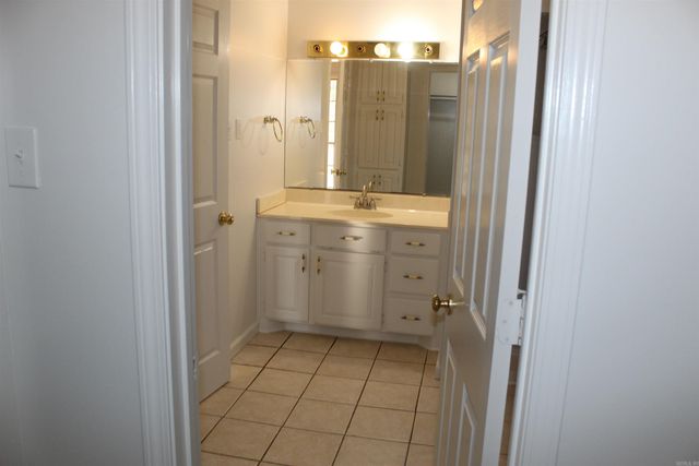 256 Grand Central Drive, Marshall, AR 72650