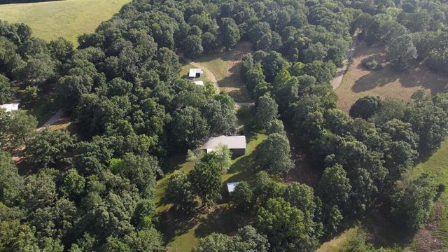 256 Grand Central Drive, Marshall, AR 72650