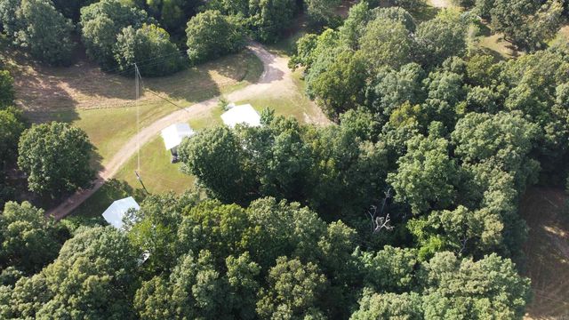 256 Grand Central Drive, Marshall, AR 72650
