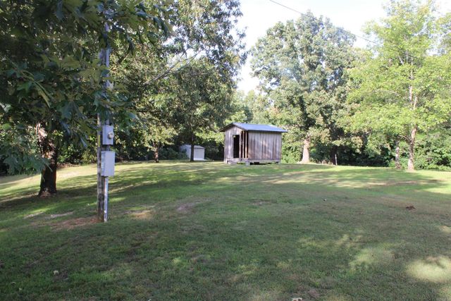 256 Grand Central Drive, Marshall, AR 72650