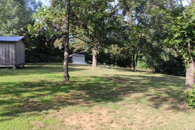 256 Grand Central Drive, Marshall, AR 72650
