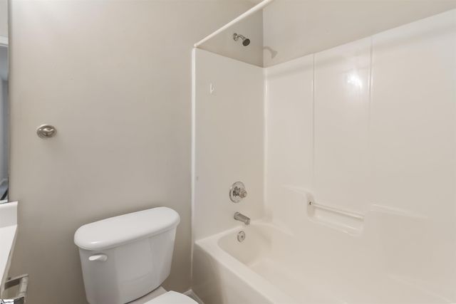 208 Mcconnell Road, Taylors, SC 29687