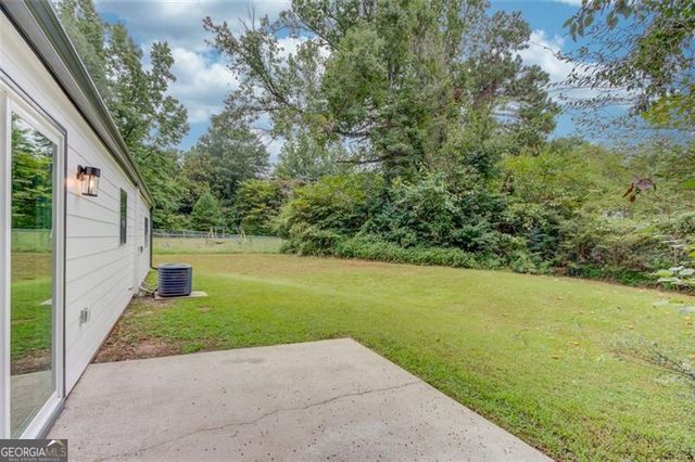 5266 LONG GREEN Lane, Stone Mountain, GA 30088