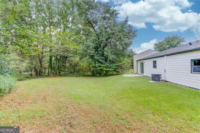 5266 LONG GREEN Lane, Stone Mountain, GA 30088