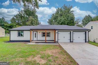 5266 LONG GREEN Lane, Stone Mountain, GA 30088