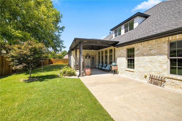 2806 S Creekside Drive, Rogers, AR 72758