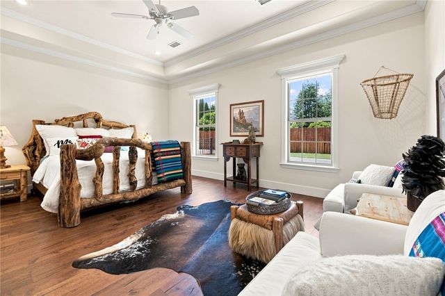 2806 S Creekside Drive, Rogers, AR 72758