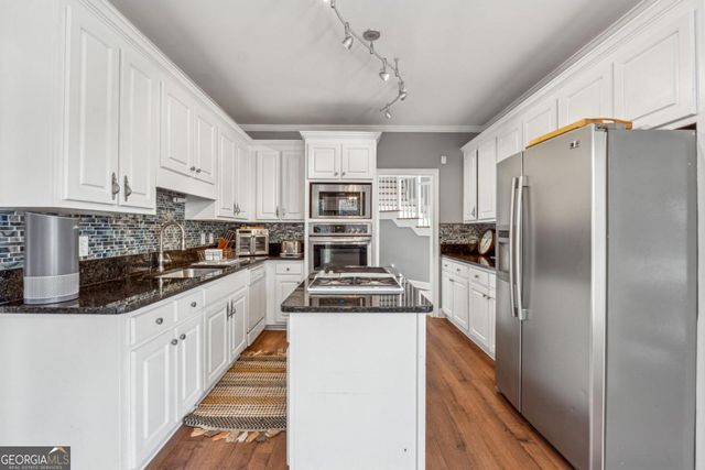 3207 Haleys Way SE, Conyers, GA 30013