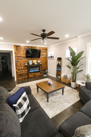6221 S Talman Avenue, Chicago, IL 60629