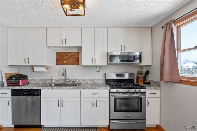 8500 Bayridge Road, Cicero, NY 13039