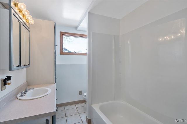 8500 Bayridge Road, Cicero, NY 13039