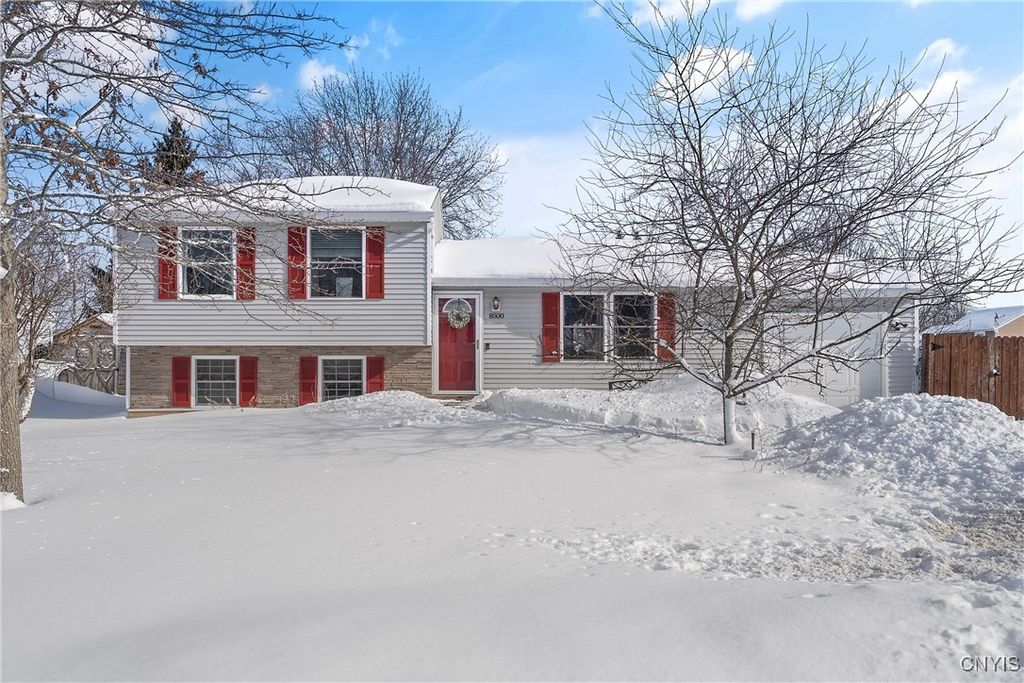 8500 Bayridge Road, Cicero, NY 13039