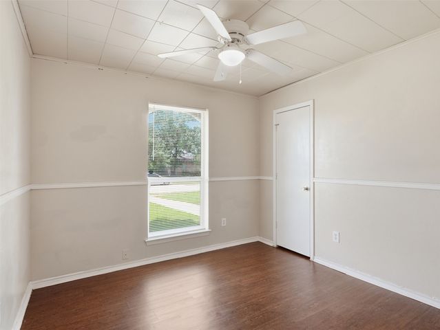1373 Oakbluff Drive, Lancaster, TX 75146