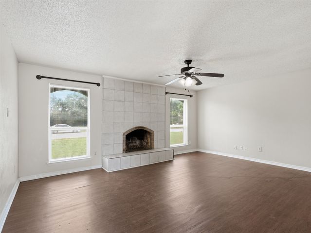 1373 Oakbluff Drive, Lancaster, TX 75146