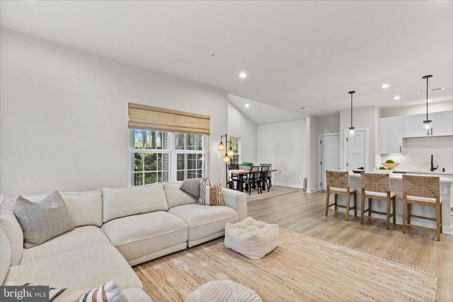 12105 LANDINGS BLVD, Berlin, MD 21811
