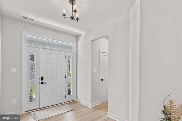 12105 LANDINGS BLVD, Berlin, MD 21811