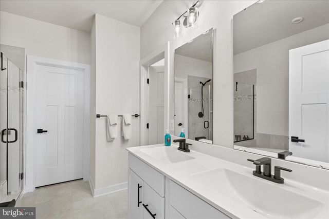 12105 LANDINGS BLVD, Berlin, MD 21811