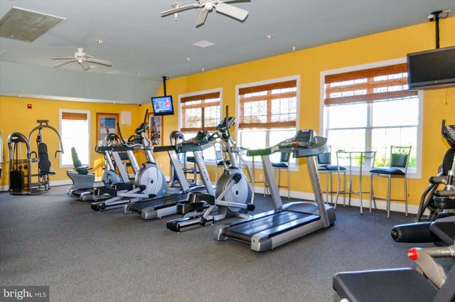 12105 LANDINGS BLVD, Berlin, MD 21811