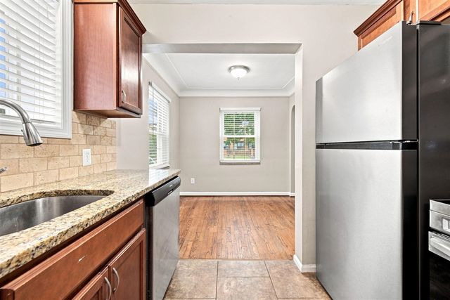 451 N Waverly Street, Dearborn, MI 48128