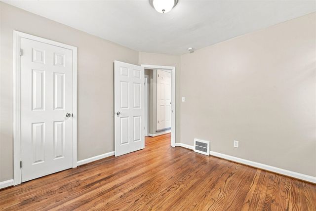 451 N Waverly Street, Dearborn, MI 48128