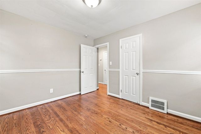 451 N Waverly Street, Dearborn, MI 48128