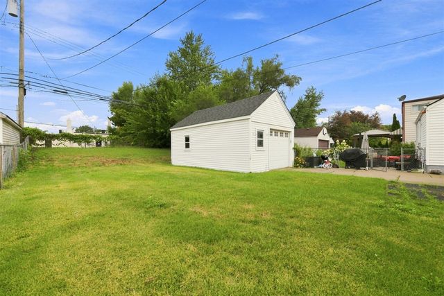 451 N Waverly Street, Dearborn, MI 48128