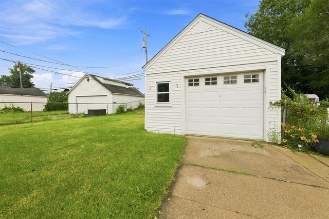 451 N Waverly Street, Dearborn, MI 48128