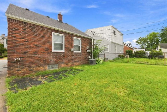 451 N Waverly Street, Dearborn, MI 48128