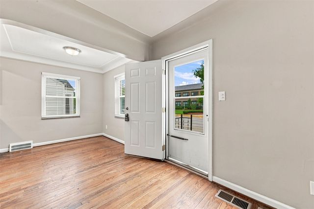 451 N Waverly Street, Dearborn, MI 48128