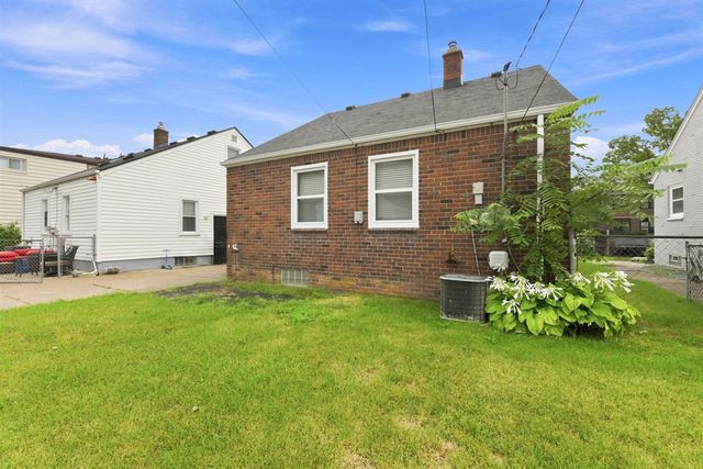 451 N Waverly Street, Dearborn, MI 48128
