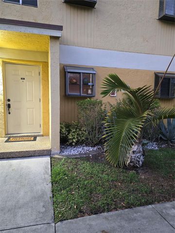 3053 N Oakland Forest Drive 102, Oakland Park, FL 33309